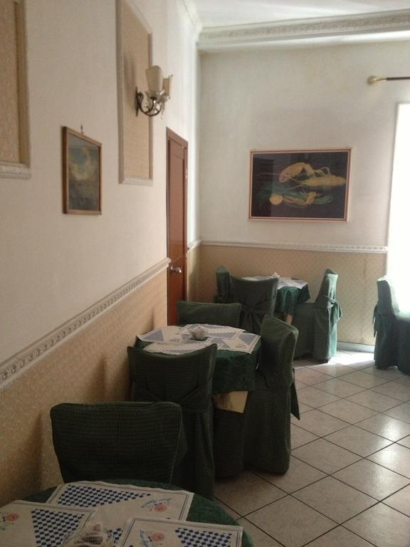 Repubblica Hotel 3*
